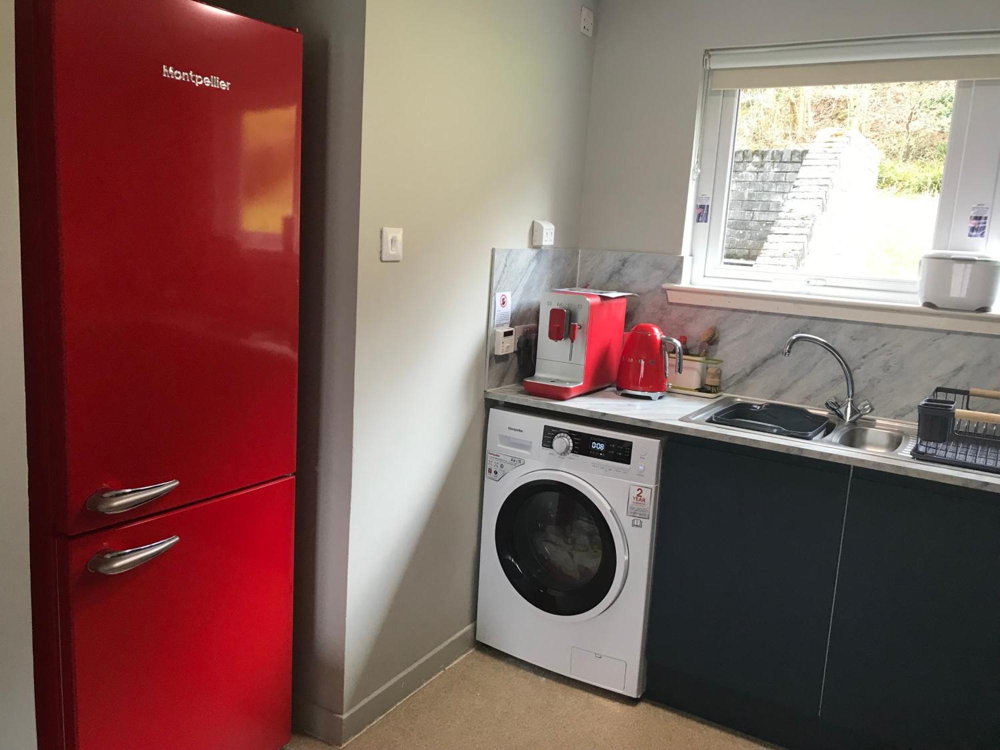 Appin, Beautiful Lochside Apartment With Balcony Fort William Exterior foto